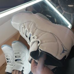 Jordan 11 Legend Blue 