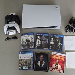 Like New PS5 With Extra Controller, Games, And Wireless Charging Dock