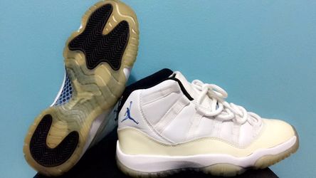 2000' Columbia 11s size 7.5
