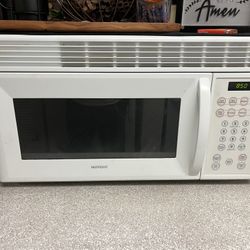 HOTPOINT Microwave Under Cabinet Mount Or On Counter 