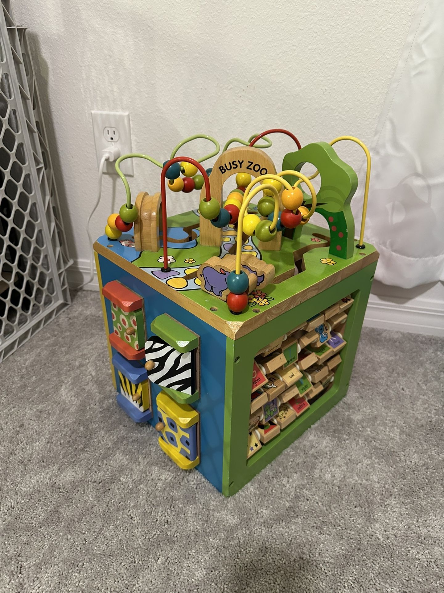 Solid Wood Busy Zoo Cube