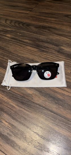 Ray ban sunglasses polarized lens