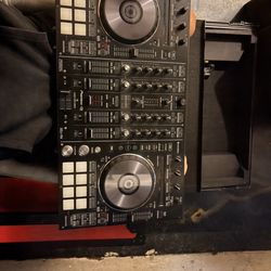 Pioneer dj ddj-rx deck and carry protective case