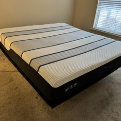 King Serta I Series Memory Foam Hybrid Mattress AND movable Electric Frame