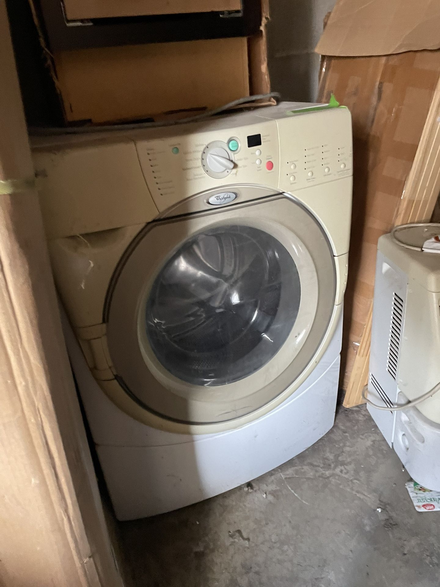Working Clothes Washers (2)