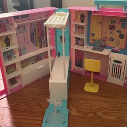 Barbie Dream Closet