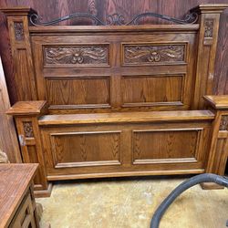 Solid Oak 5 Piece Queen Bedroom Set