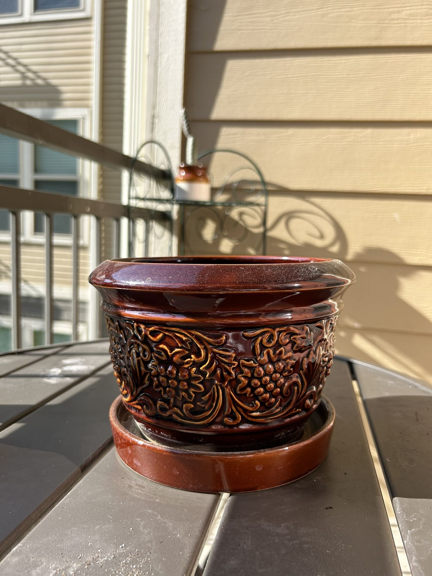 Maroon Ceramic Planter/ Plant pot