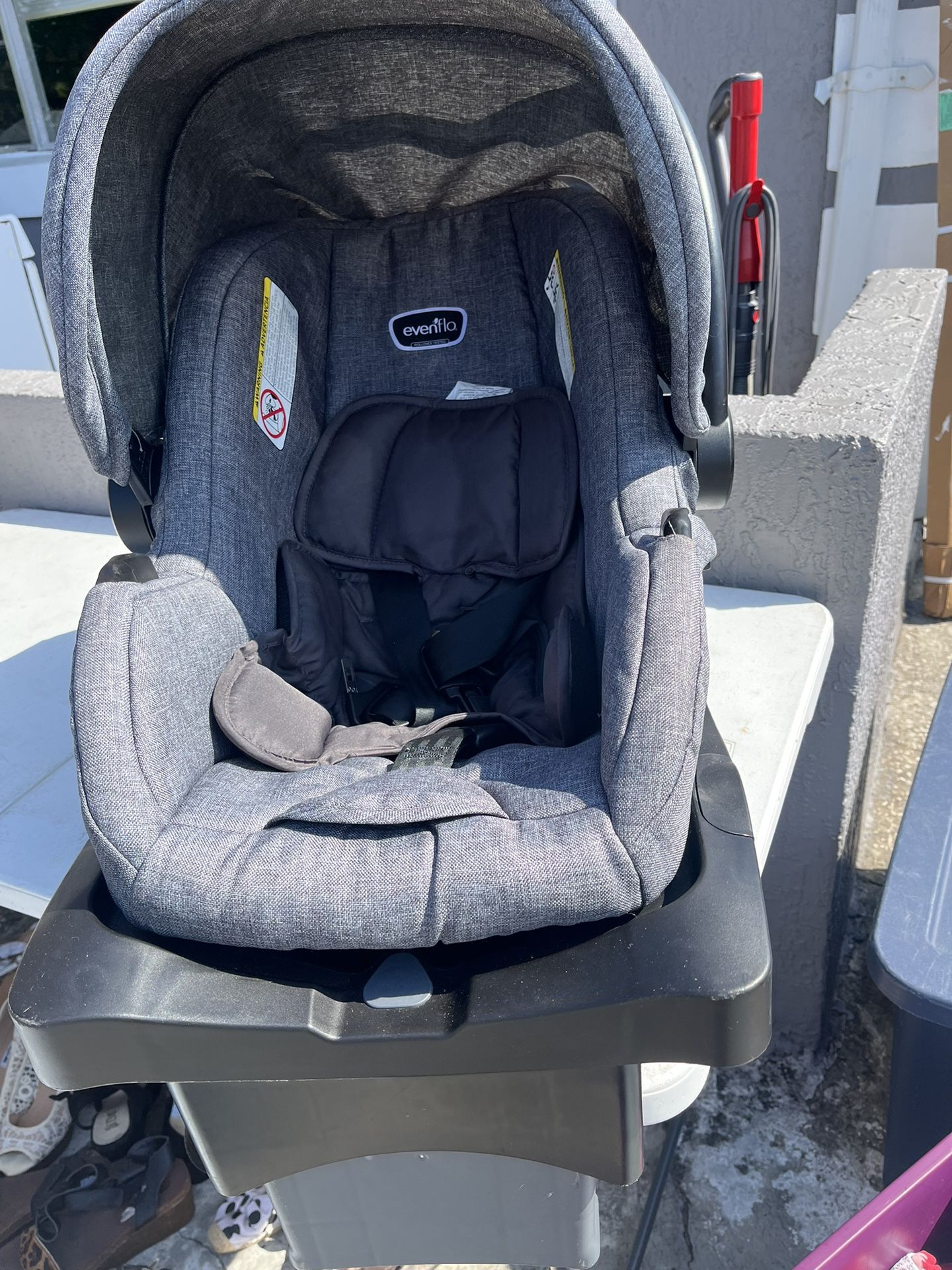 Infant Car Seat 