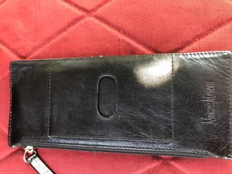 Black leather Neiman Marcus zippered wallet/credit card/ID/bill holder.