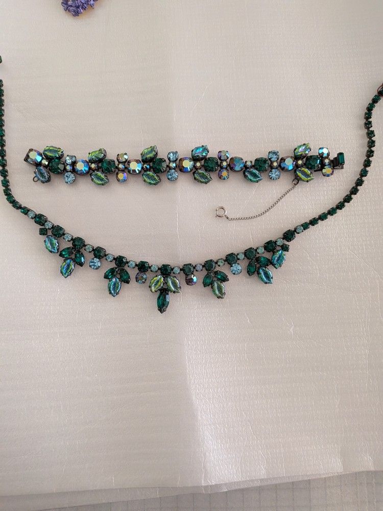 ππ Vintage Regency Iridescent Rhinestone Necklace & Bracelet