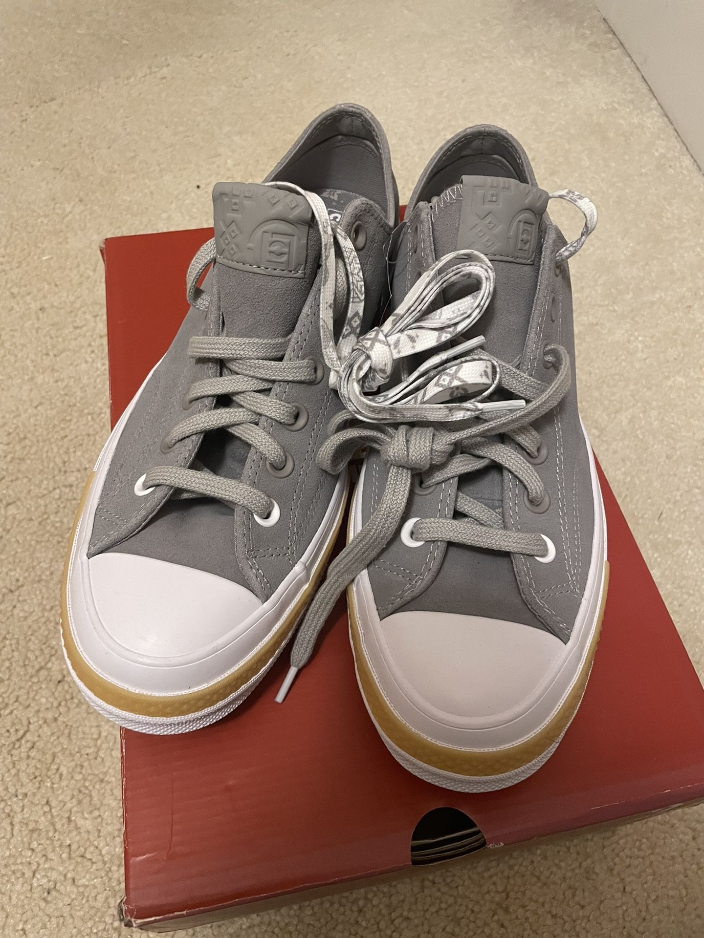 Mens Rare Converse Size 10