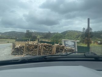 Wood From Broken Pallets Free 