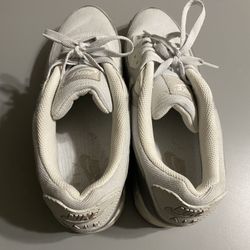 Men’s Nike Shoes Size 10