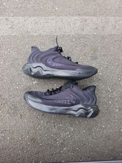 Nike Giannis  Triple Black Size 11 Worn Twice