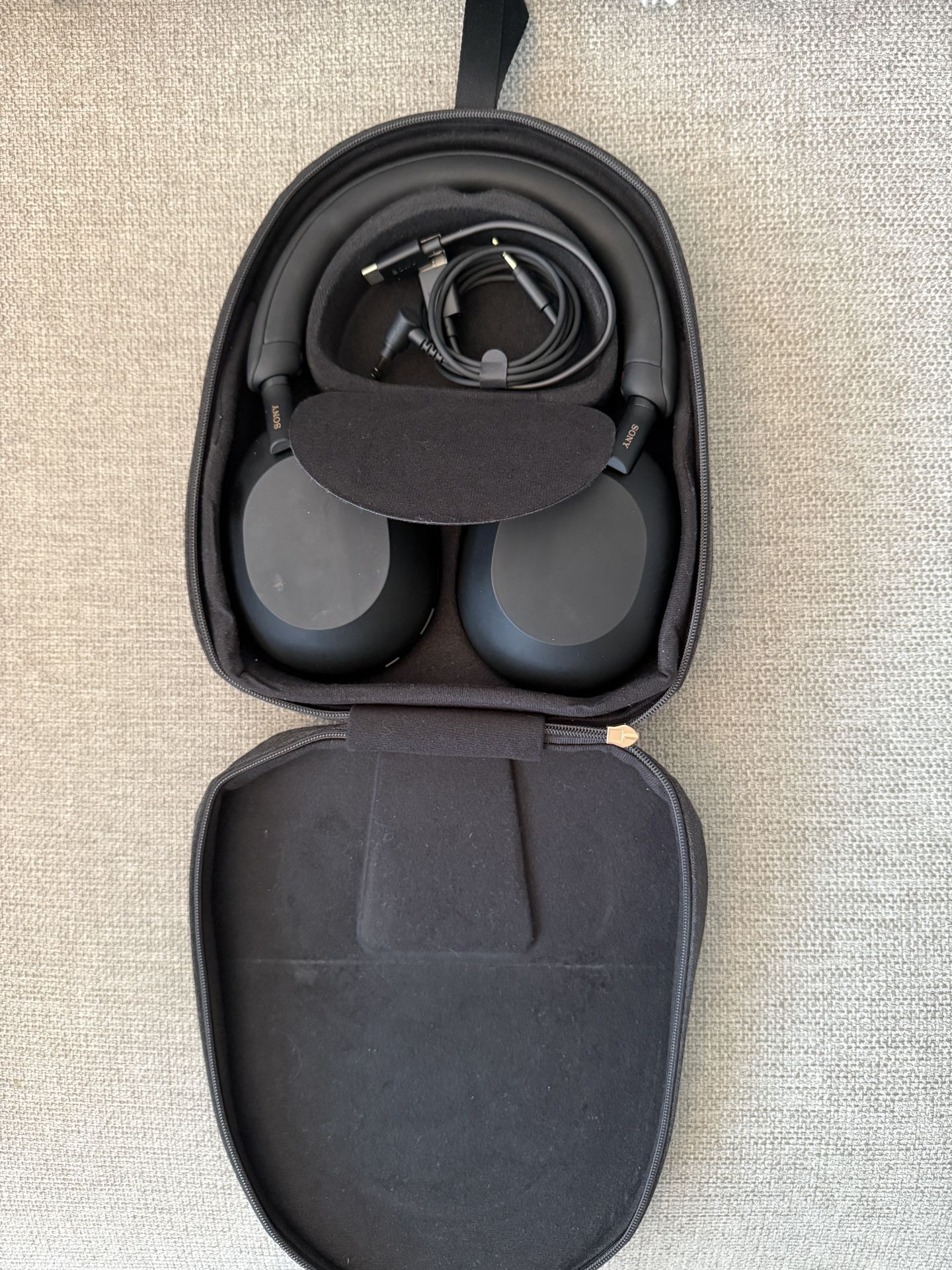 Sony XM5 (WH-1000XM5