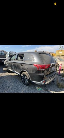 2019 Mitsubishi outlander
