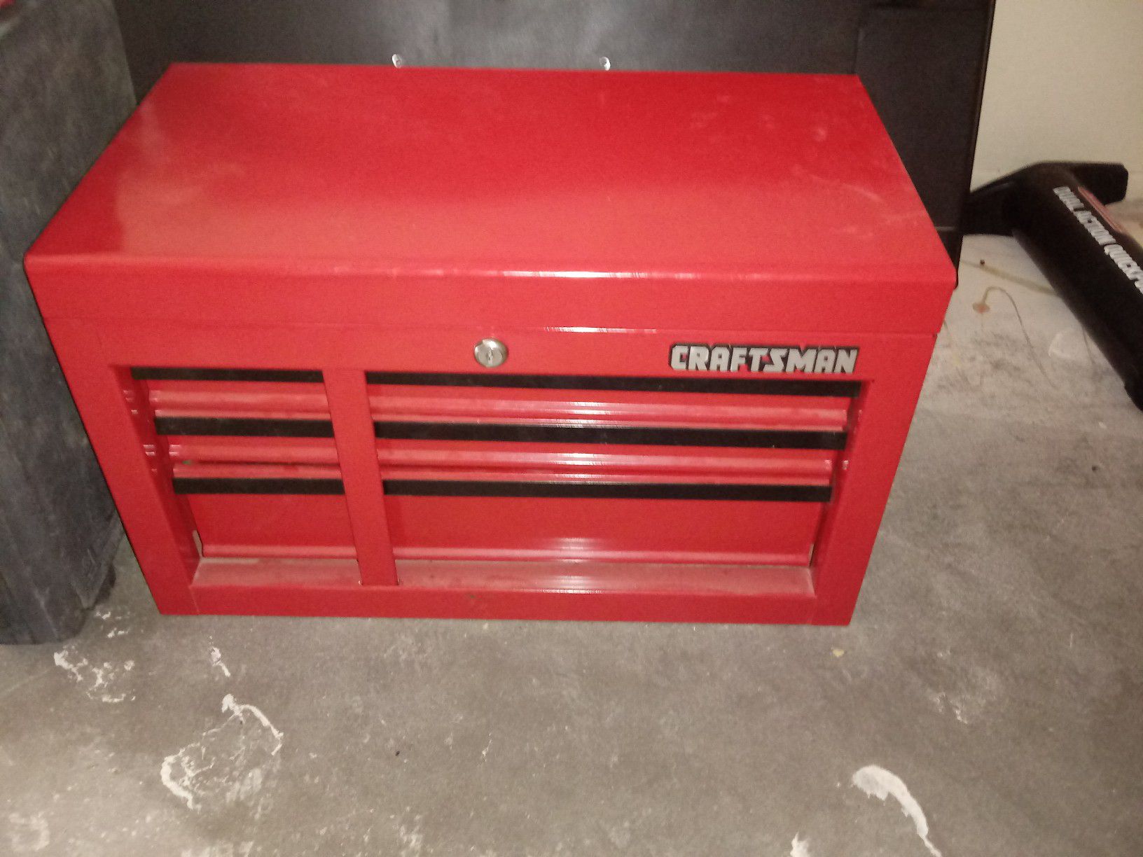 New craftsman tool box with keys had it sold but the guy didn't show up so im putting it back up