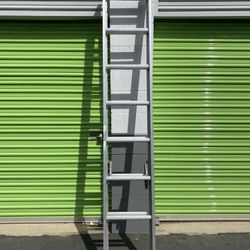 Louisville 16’ Ladder   Perfect Condition 