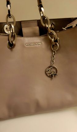 Mikael Kors bag
