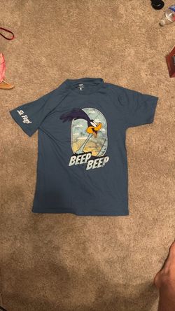 Six Flags, Looney Tunes shirt