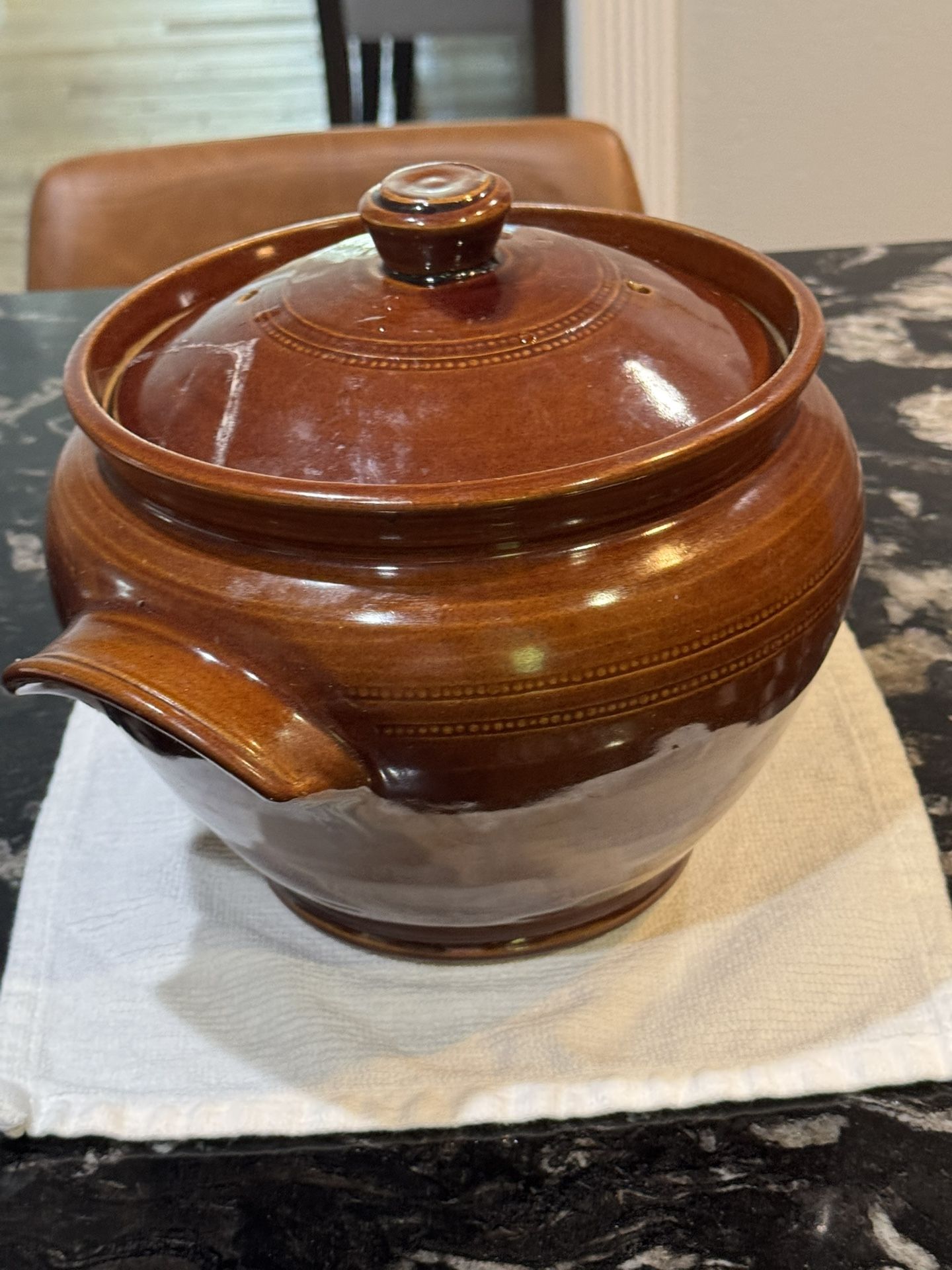 Rare Antique STONEWARE BEAN POT Crock w Lid Handles England (lid Has Crack And Been Glued )