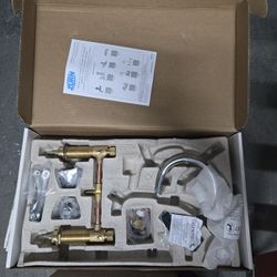 ZURN AquaSpec Commercial Faucet New in Box