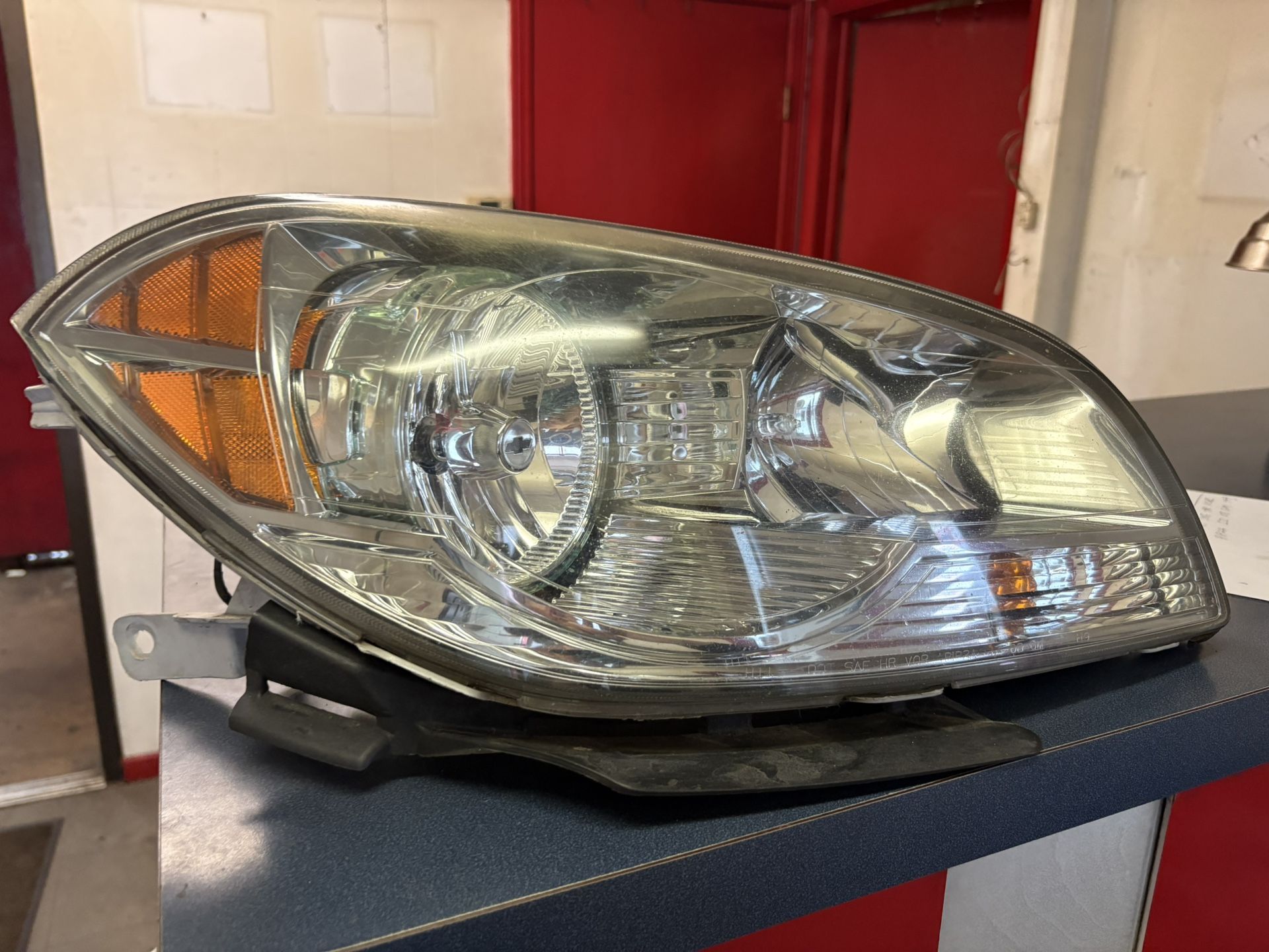HEADLIGHT For Chevy Malibu 2008-2012