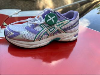 ASICS 1130 size 7
