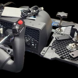 Honeycomb Alpha Flight Controls Yoke & Switch Panel