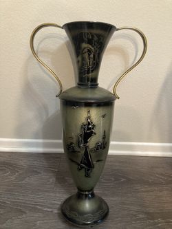 Tall Vase With Design