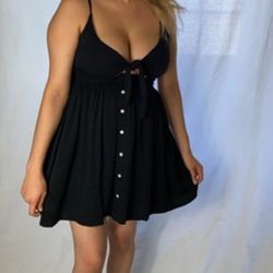 Black boutique short black dress