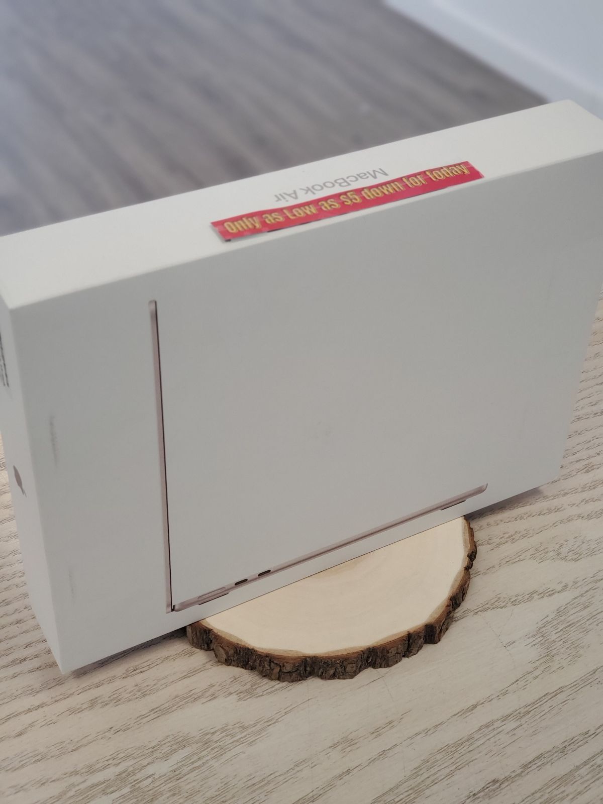 🎓 Student-Ready Deal – MacBook Air 13-inch (Brand New) with M4 Chip for $1 Down! Slim, Powerful & On Sale