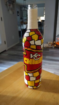 Kansas City Chiefs Hand painted bottle