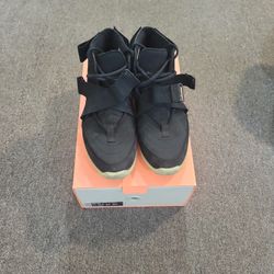 Nike Fear Of God Raid