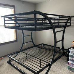 Queen Size Bunk Bed