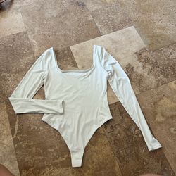 Lululemon Wundermost Ultra-Soft Nulu Square-Neck Long-Sleeve Bodysuit Small