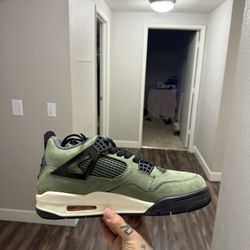 Jordan 4 Retro OG SP undefeated