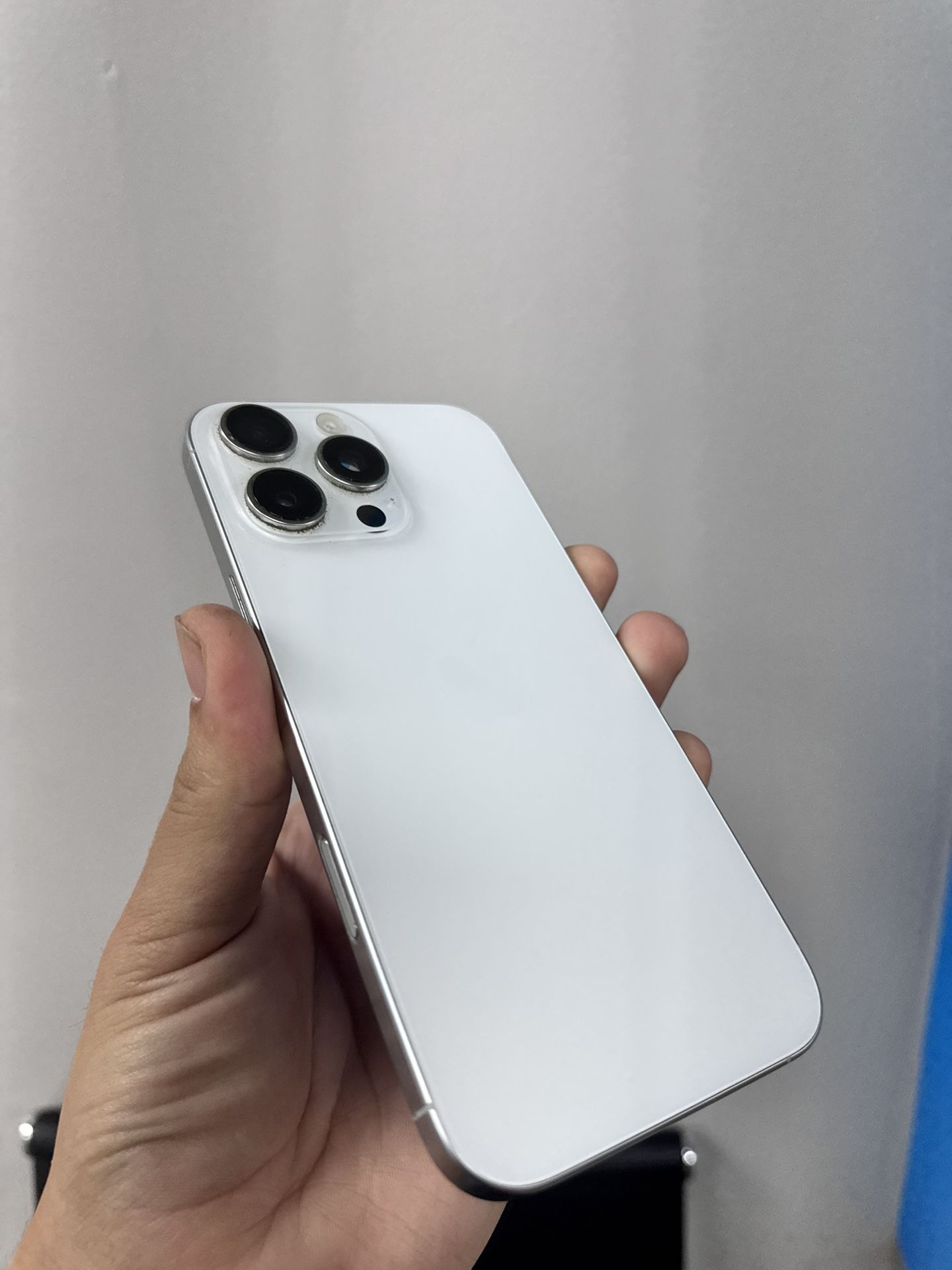 iPhone 16 Pro Max Unlocked 