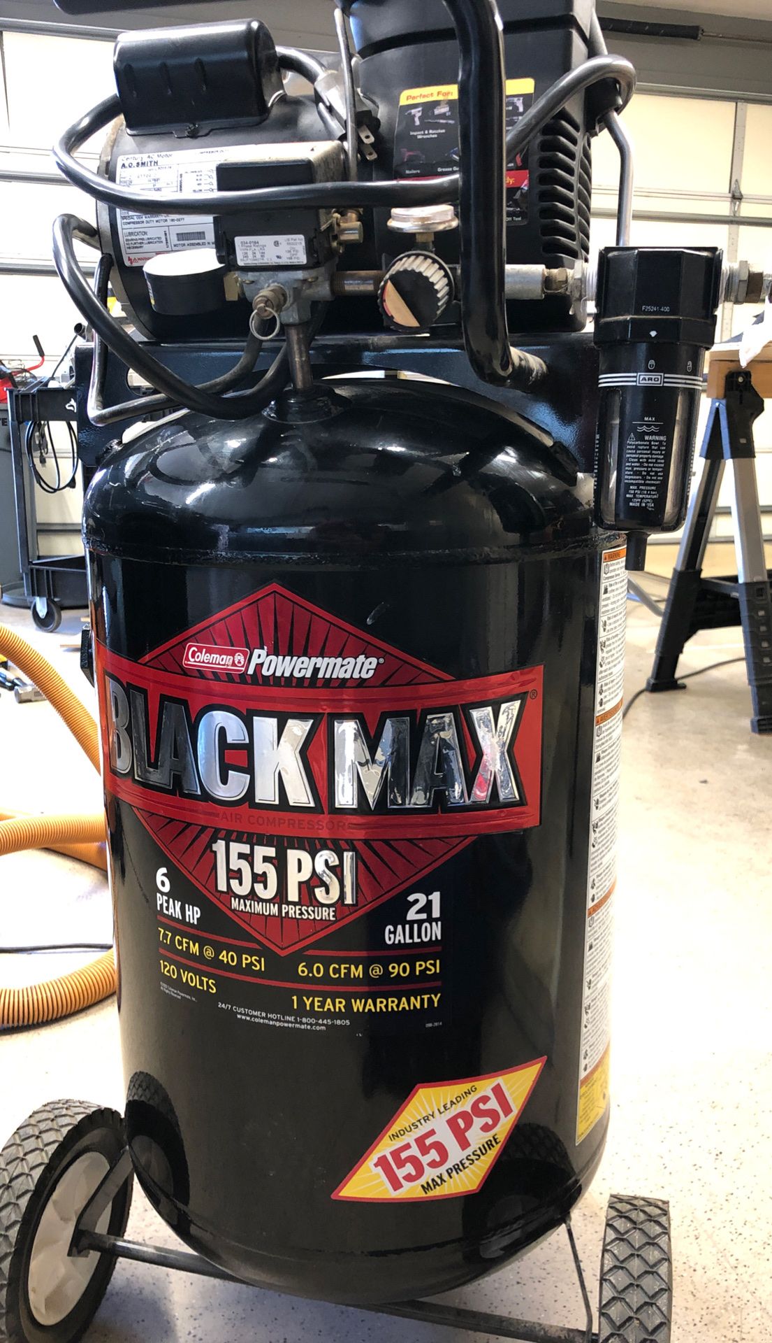 Air Compressor Black max 155 PSI