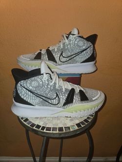 Nike pyrie seven sp21 "Brooklyn beats" sz14