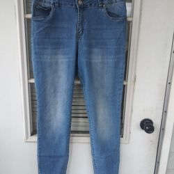 Ibiza high rise push up Skinny Jeans size 13