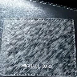 Michael Kors Wallet With A Second Mini Wallet