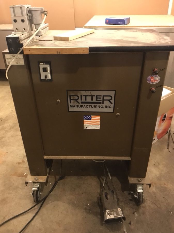 Ritter R-220-T Double Pockethole counterbore machine