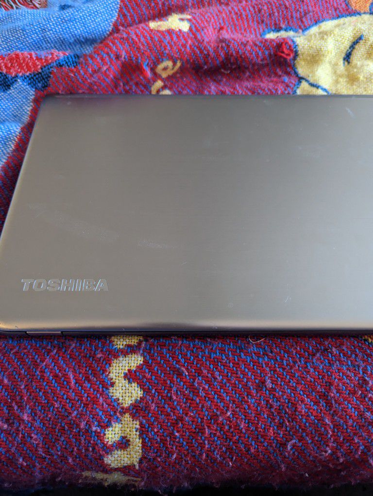 Toshiba Laptop I5-4200u