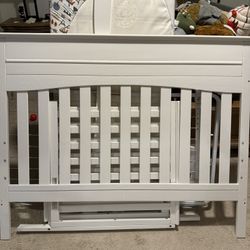 Free crib With Toddler Mattress 