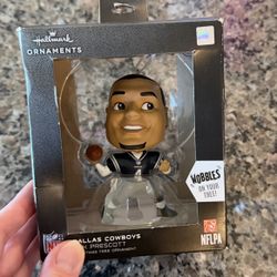 2021 Hallmark Christmas Ornament Dallas Cowboys NFL Dak Prescott Bobblehead NIP