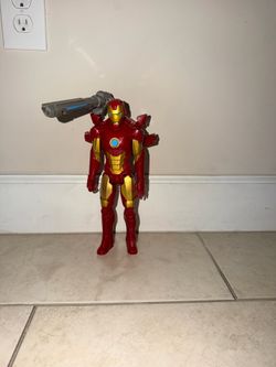 Iron Man Marvel Avengers Titan Hero Blast Gear 12" Action Figure accessories