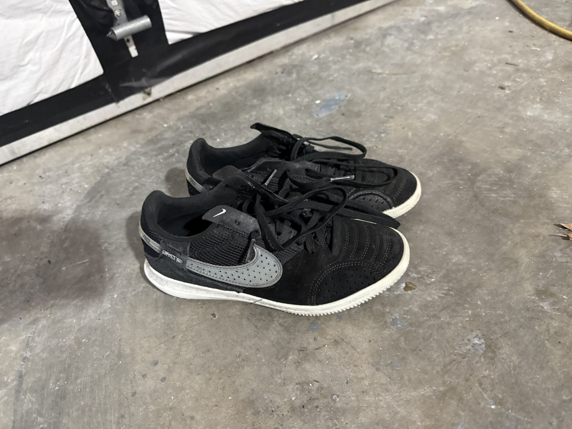 Nike Indoor Soccer Cleats Size 3Y