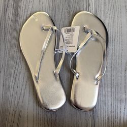 Women’s flip flops
